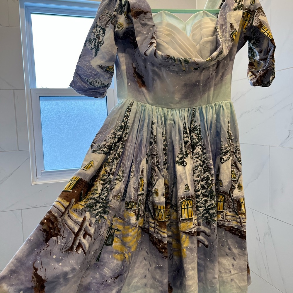 Bernie Dexter Winter Village Print Midi Dress - Picture 3 of 7